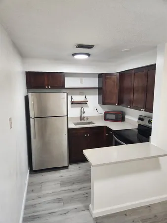 $2,100 | 1870 Northwest 58th Terrace, Unit 3, Sunrise, FL 33313