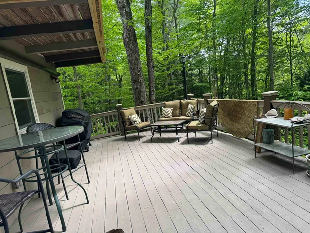 $754,900 | 128 Upper Pines Road, Warren, VT 05674