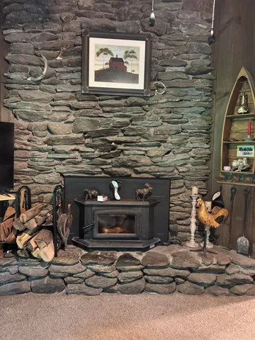 $754,900 | 128 Upper Pines Road, Warren, VT 05674