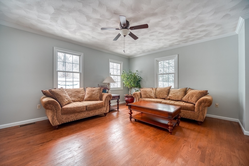 48 Boston Road Westford, MA 01886 - Photo 14 of 41 Gallery Image 14