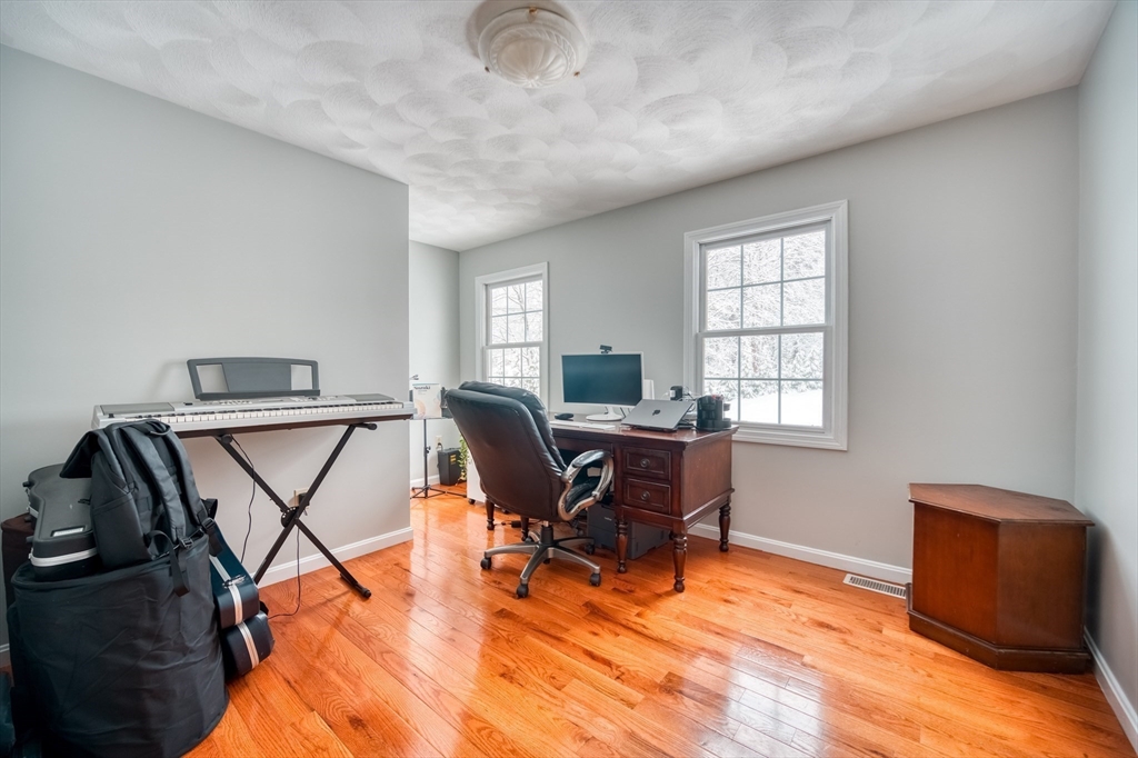 48 Boston Road Westford, MA 01886 - Photo 19 of 41 Gallery Image 19