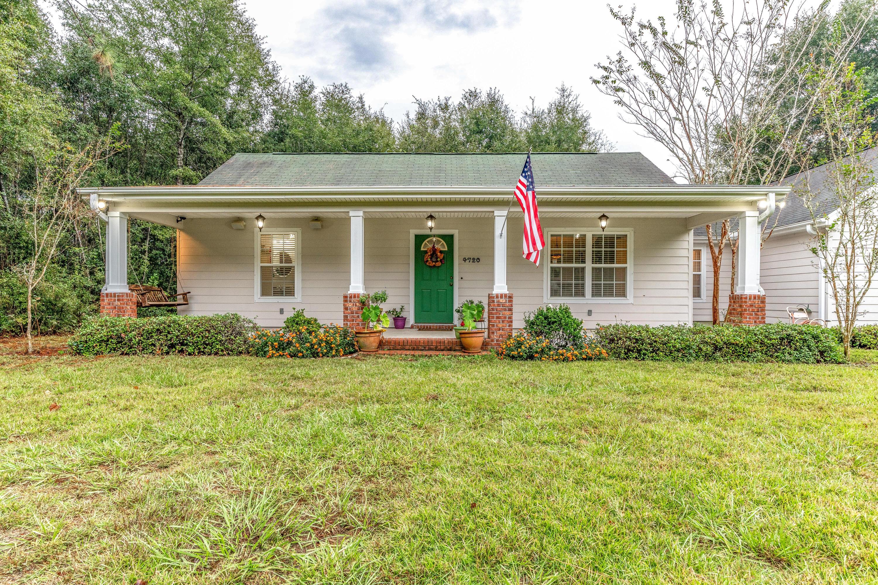 4720 Broderick Road Holt, FL 32564 - Photo 1 of 43 DSC08144