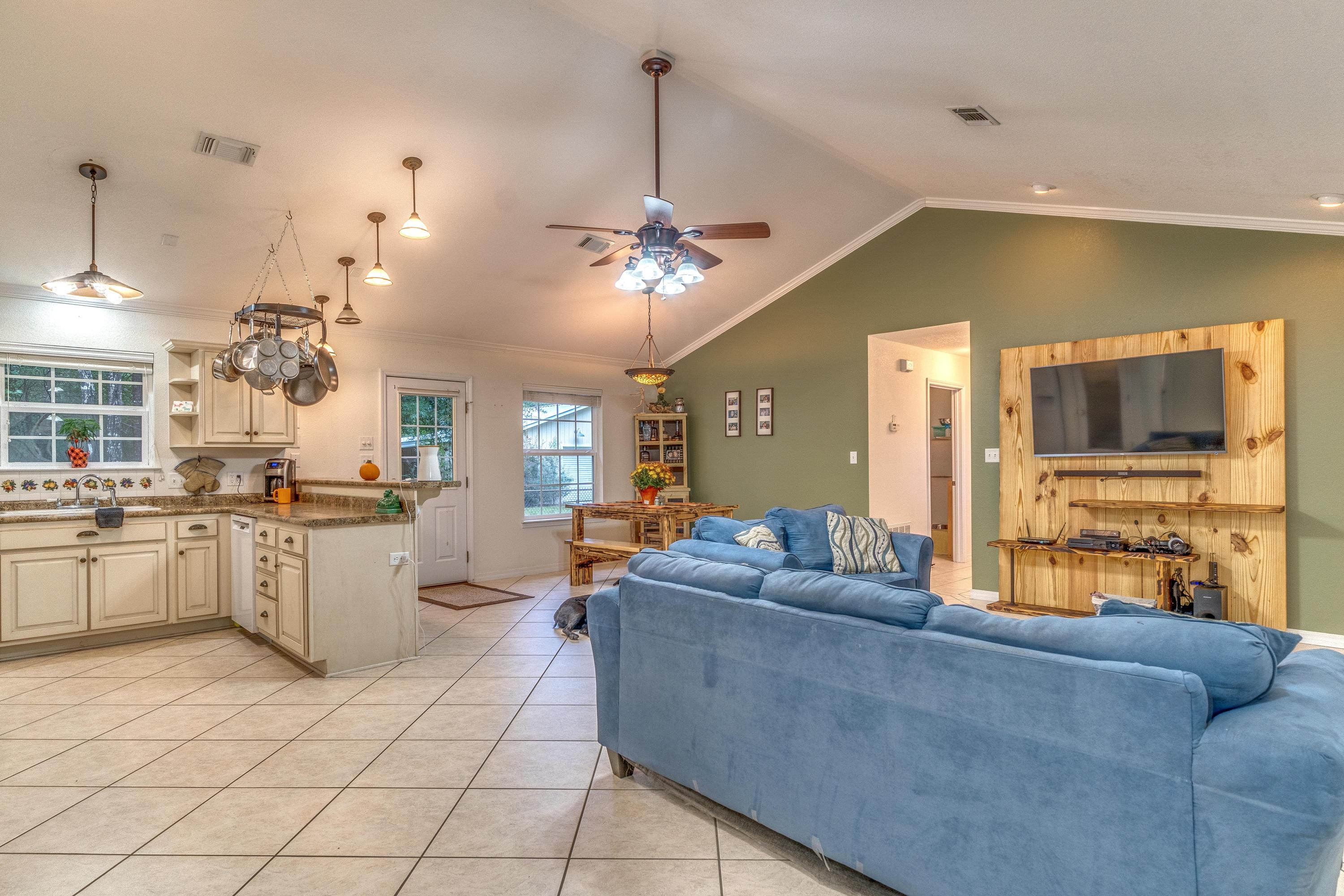 4720 Broderick Road Holt, FL 32564 - Photo 11 of 43 17