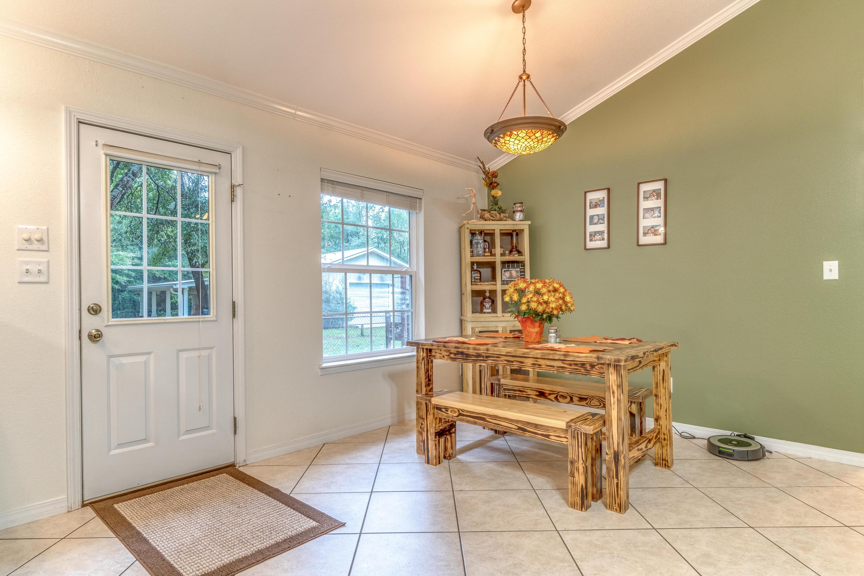 4720 Broderick Road Holt, FL 32564 - Photo 15 of 43 6
