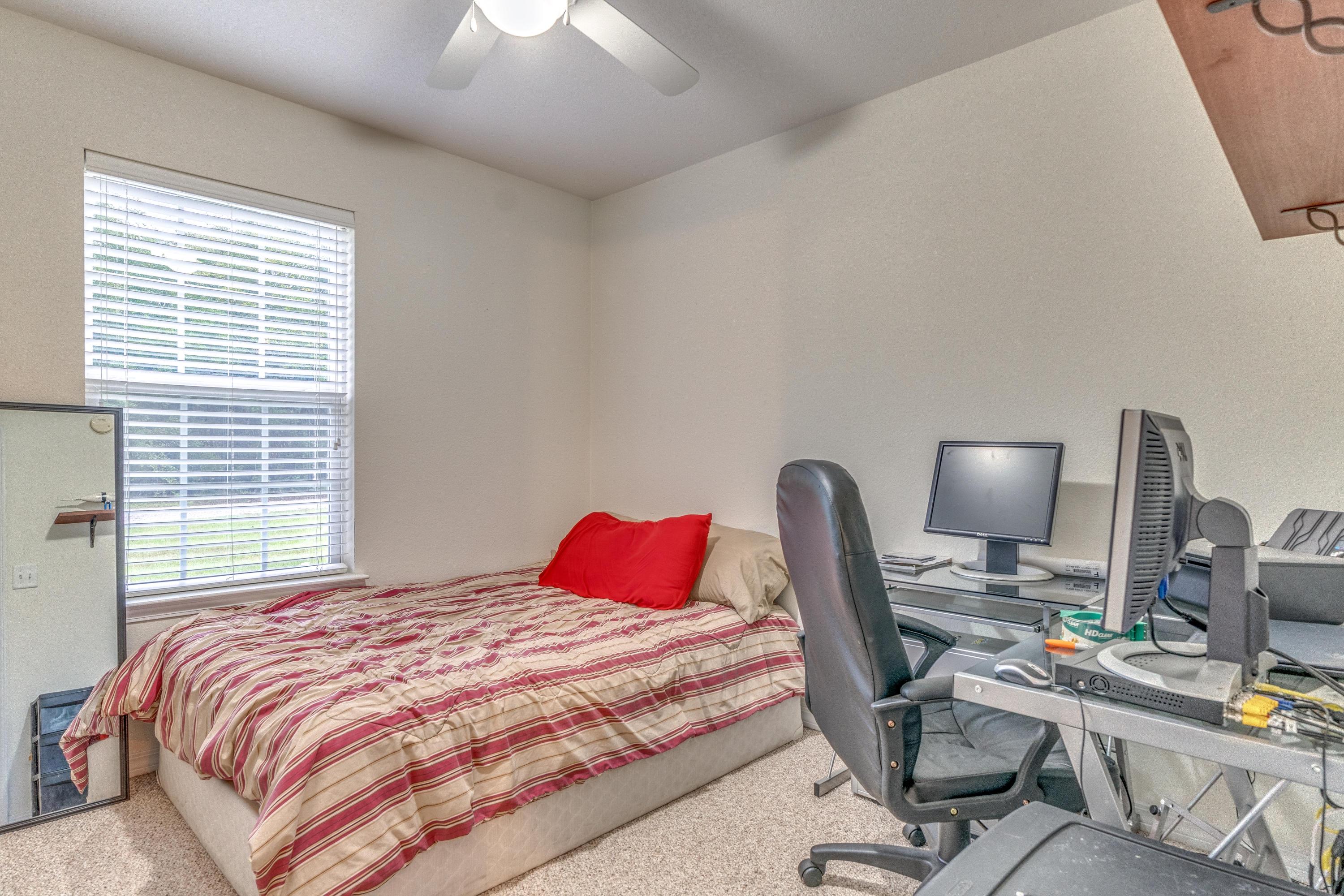 4720 Broderick Road Holt, FL 32564 - Photo 19 of 43 8