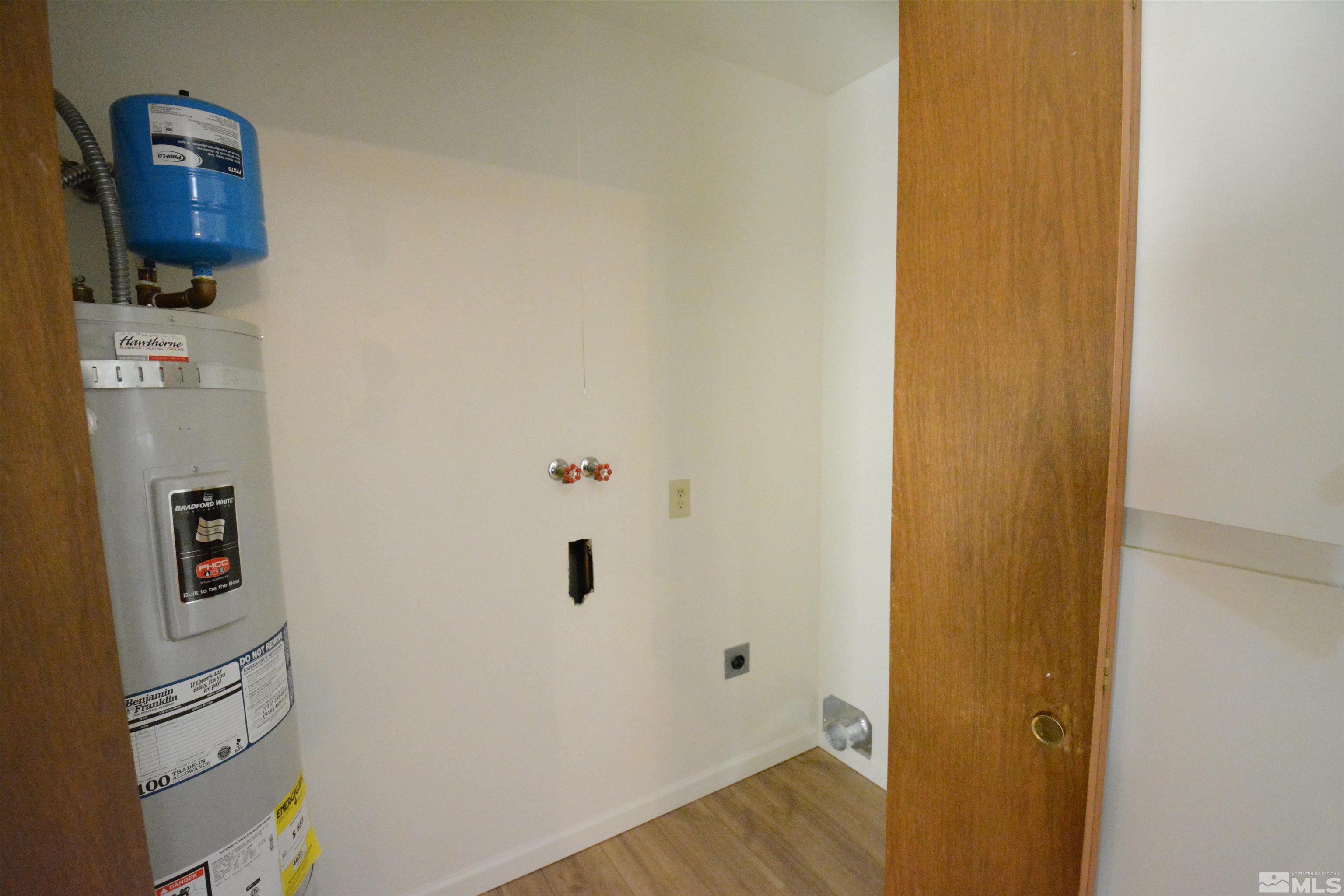 135 Andrew Lane Reno, NV 89521 - Photo 26 of 40 Photo 26