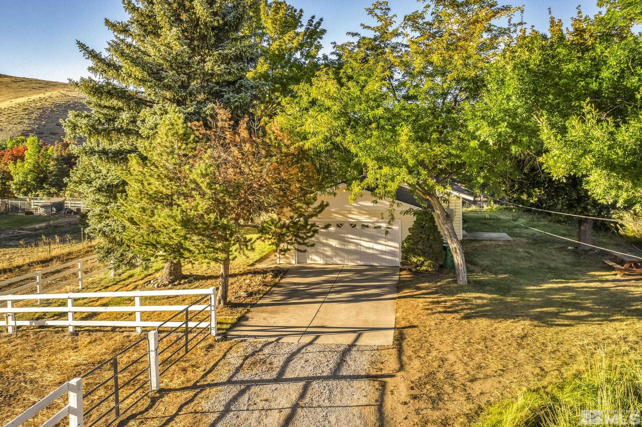 135 Andrew Lane Reno, NV 89521 - Photo 7 of 40 Photo 7