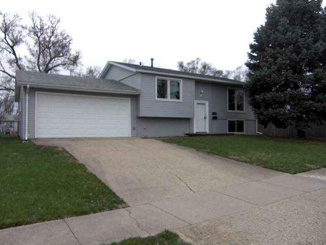 400 Kaskaskia Road Marquette Heights, IL 61554 - Photo 1 of 10 Gallery Image 1