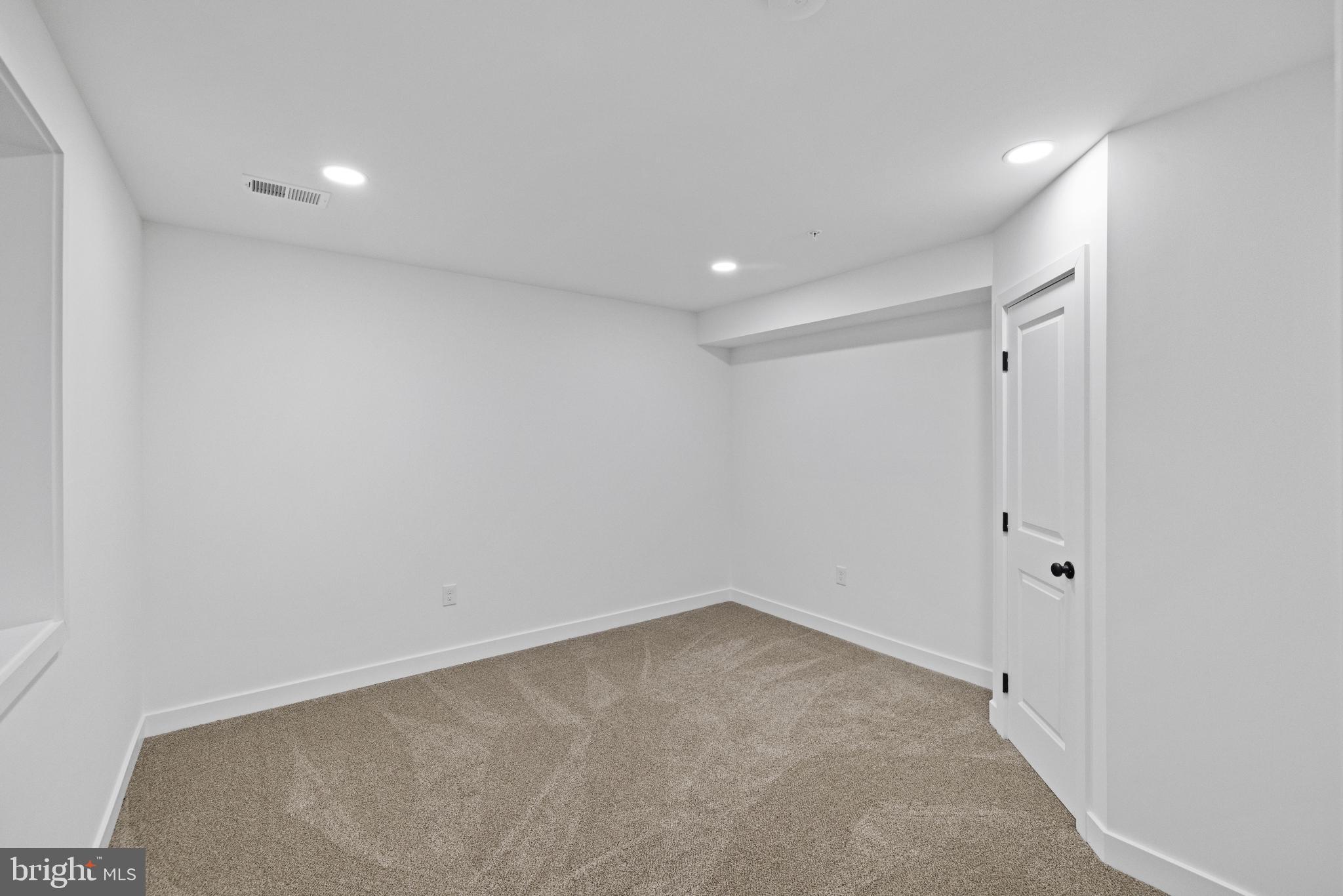 235 Brock Bridge Road Laurel, MD 20724 - Photo 27 of 59 a view of room