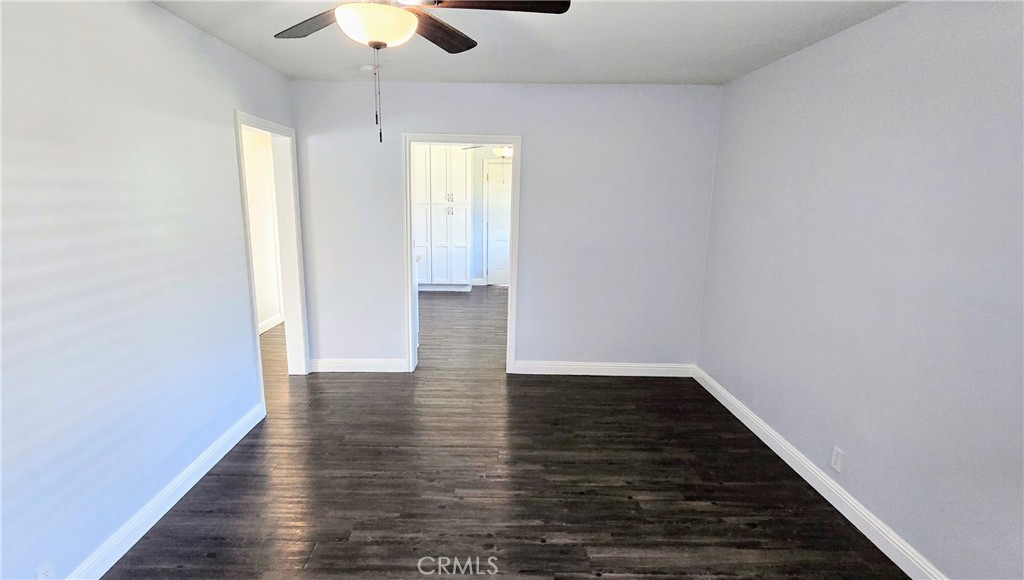 12146 Pine Street, Unit D Norwalk, CA 90650 - Photo 9 of 21 Living room