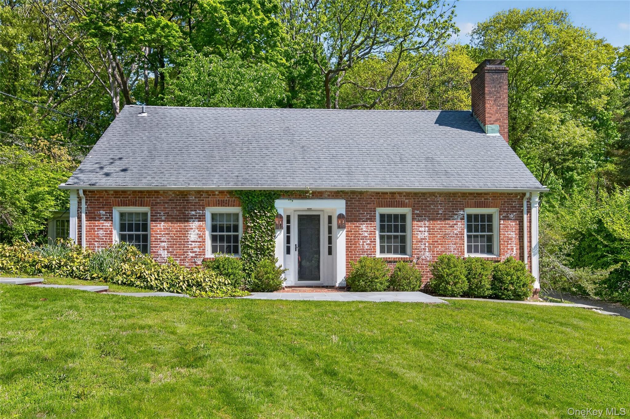 490 Duck Pond Road Locust Valley, NY 11560 - Photo 1 of 24 Charming Cottage