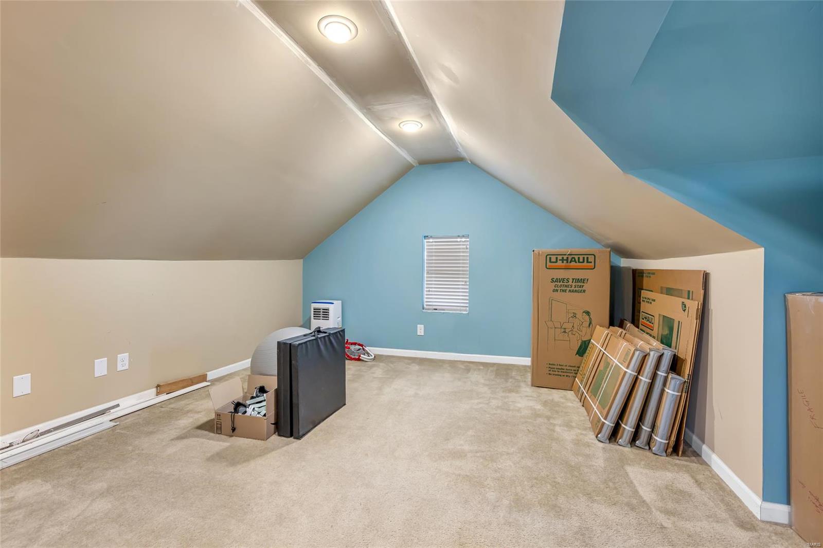 6424 Weber Road St. Louis, MO 63123 - Photo 11 of 19 Gallery Image 11