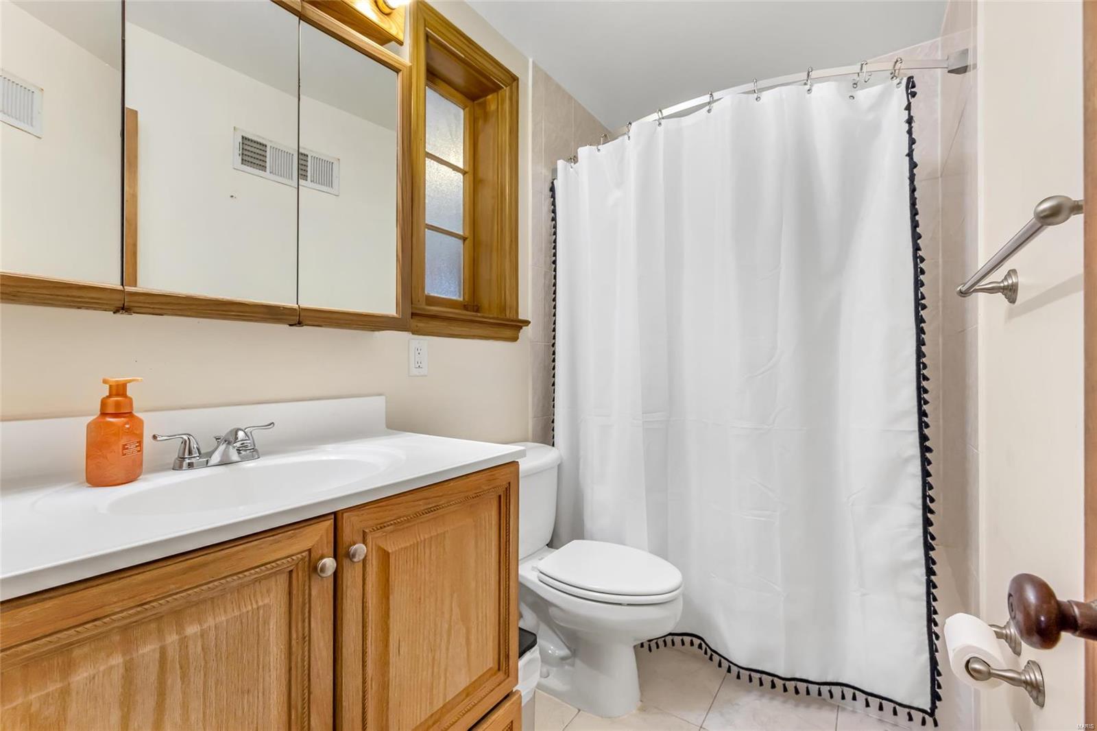 6424 Weber Road St. Louis, MO 63123 - Photo 8 of 19 Gallery Image 8