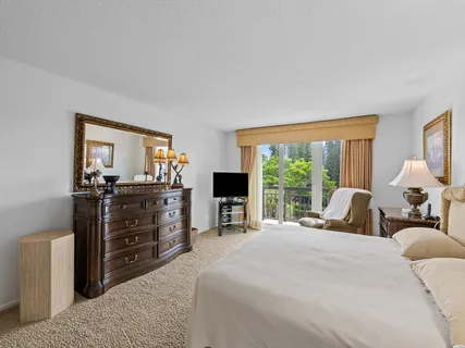 $1,250,000 | 901 East Camino Real, Unit 4D, Boca Raton, FL 33432