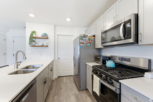 3715 Cold Spring Drive Lehi, UT 84048 - Photo 10 of 25