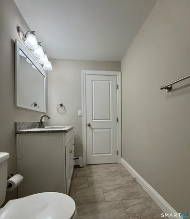 $1,900 | 145 Smith Street, Unit 1, New Britain, CT 06053