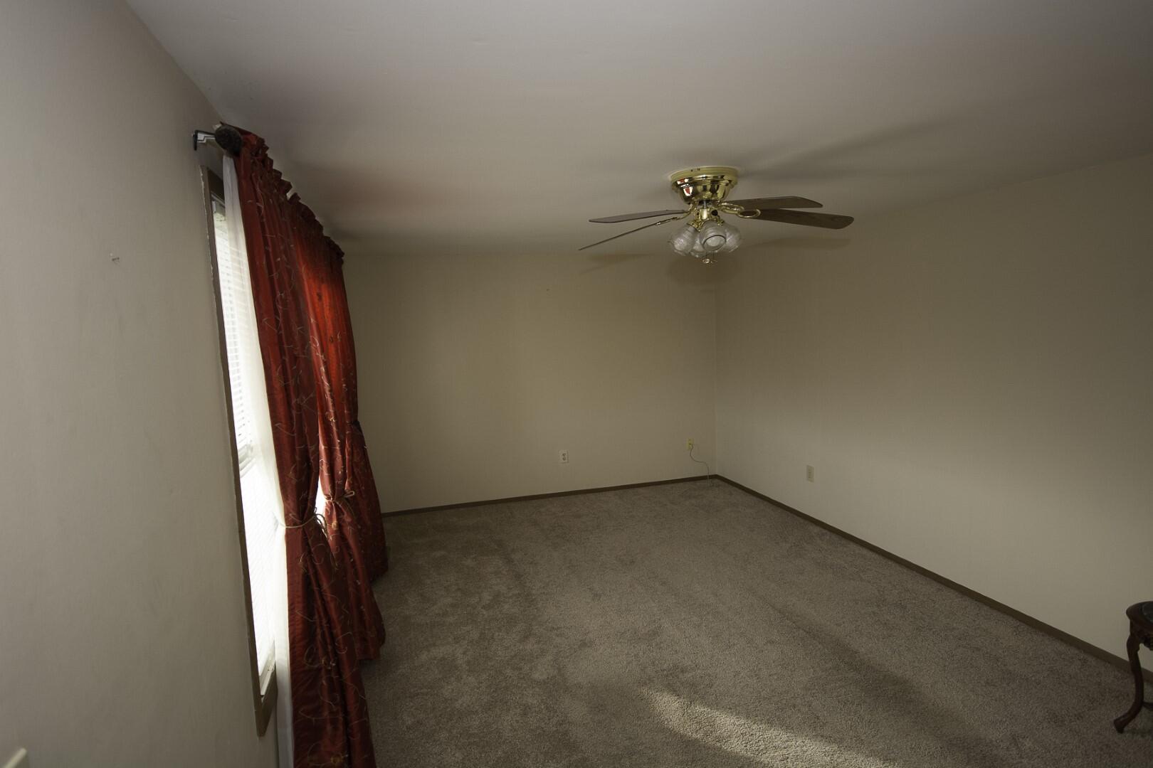 10627 Rupert Road Wapakoneta, OH 45895 - Photo 3 of 22 Gallery Image 3
