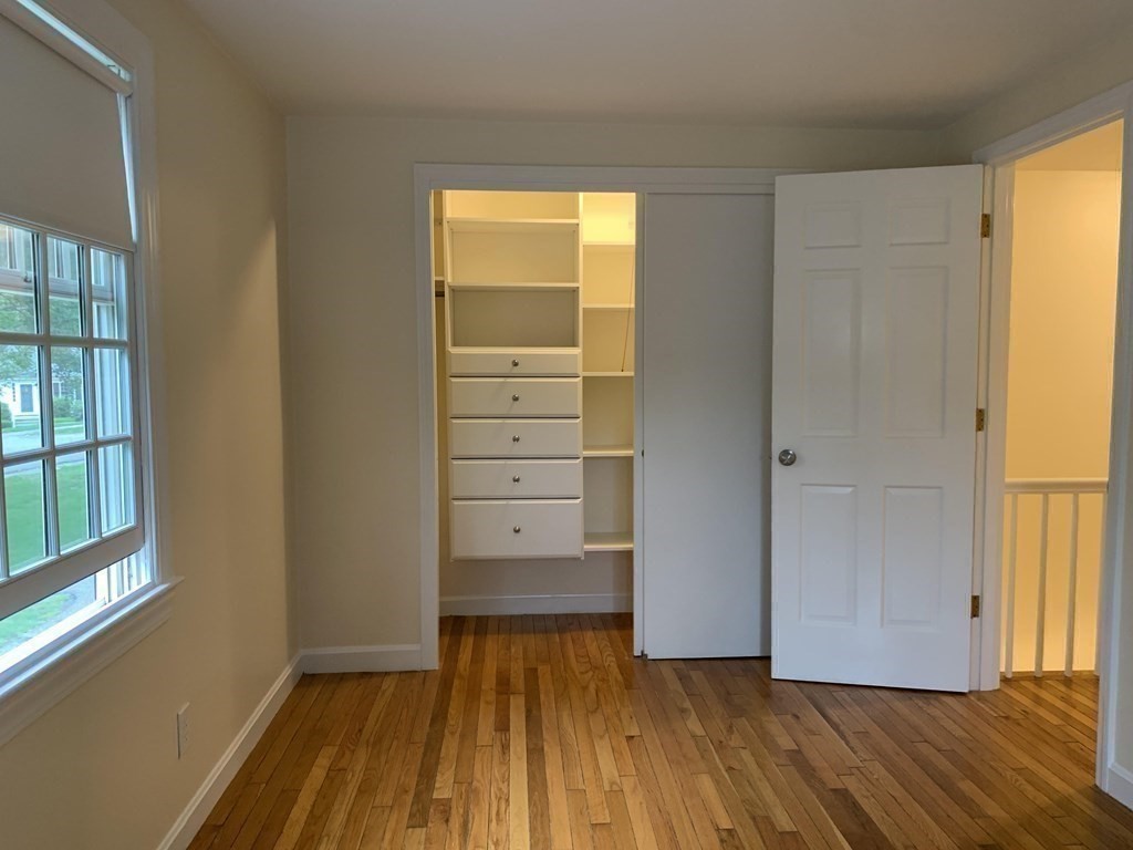 31 Jericho Road, Unit 31 Weston, MA 02493 - Photo 12 of 18