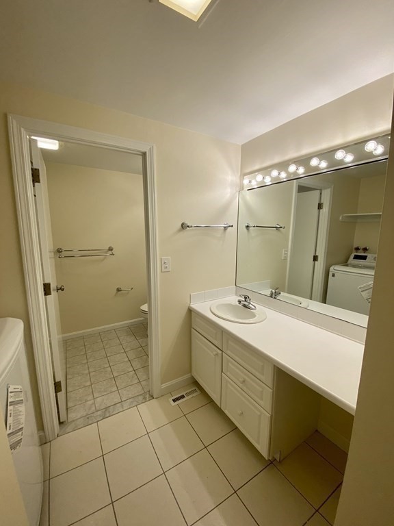 31 Jericho Road, Unit 31 Weston, MA 02493 - Photo 13 of 18
