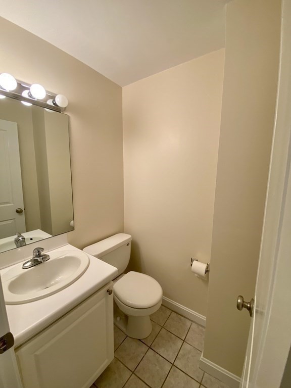 31 Jericho Road, Unit 31 Weston, MA 02493 - Photo 6 of 18