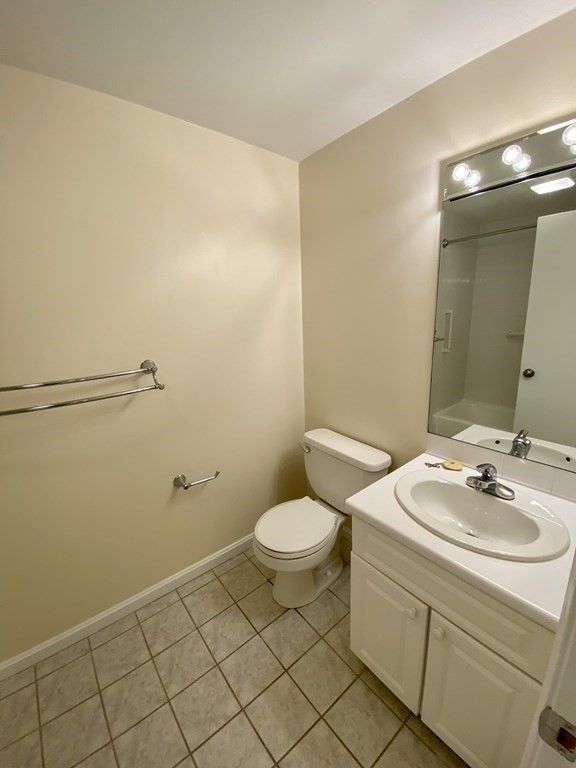 31 Jericho Road, Unit 31 Weston, MA 02493 - Photo 9 of 18