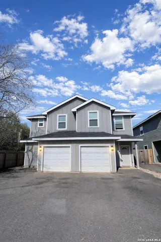 $1,550 | 7356 Misty Ridge Drive, Unit 11, Converse, TX 78109