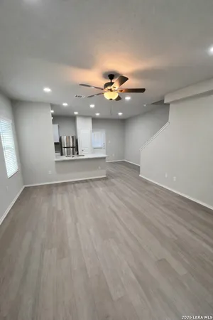 $1,425 | 7356 Misty Ridge Drive, Unit 11, Converse, TX 78109