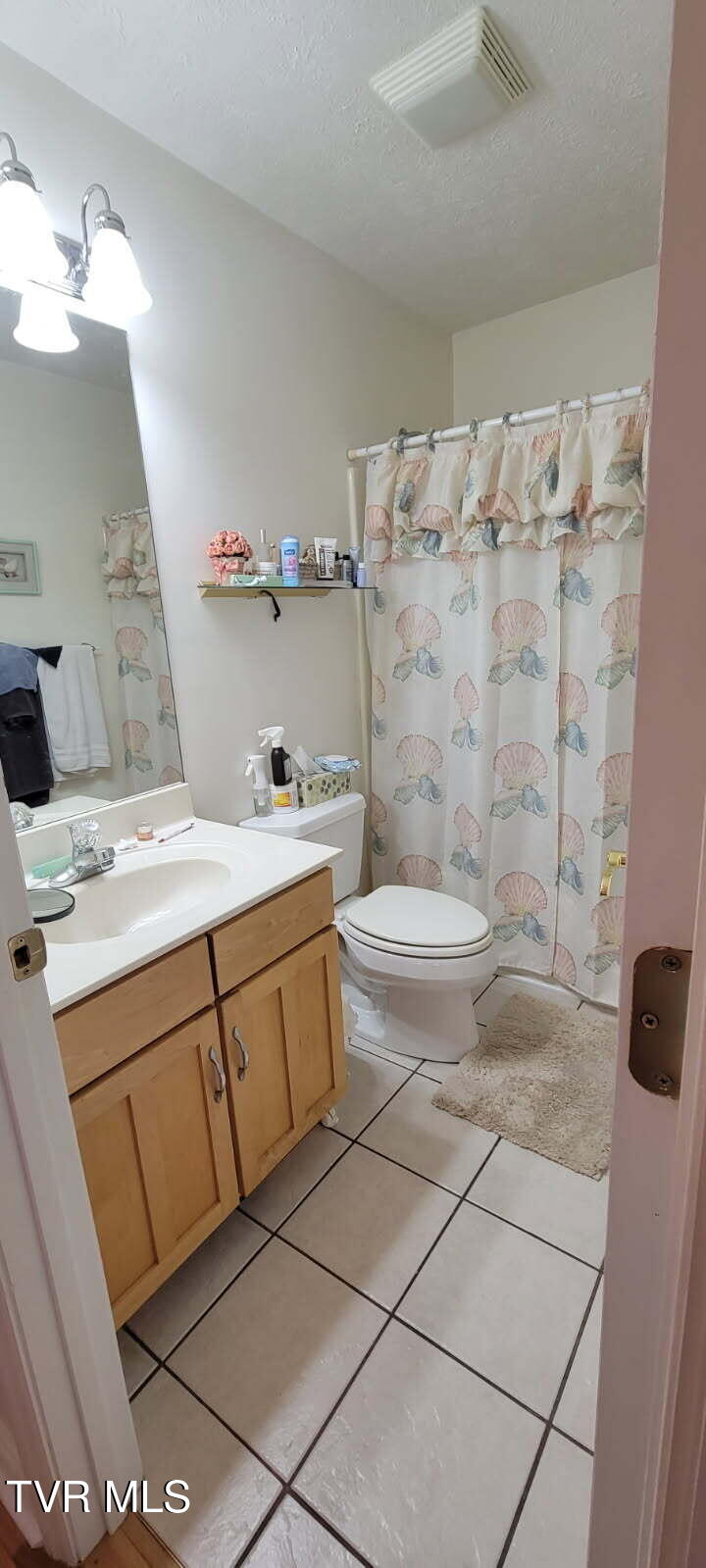 150 New Bethel Road Piney Flats, TN 37686 - Photo 14 of 23 Full ba on 2nd level