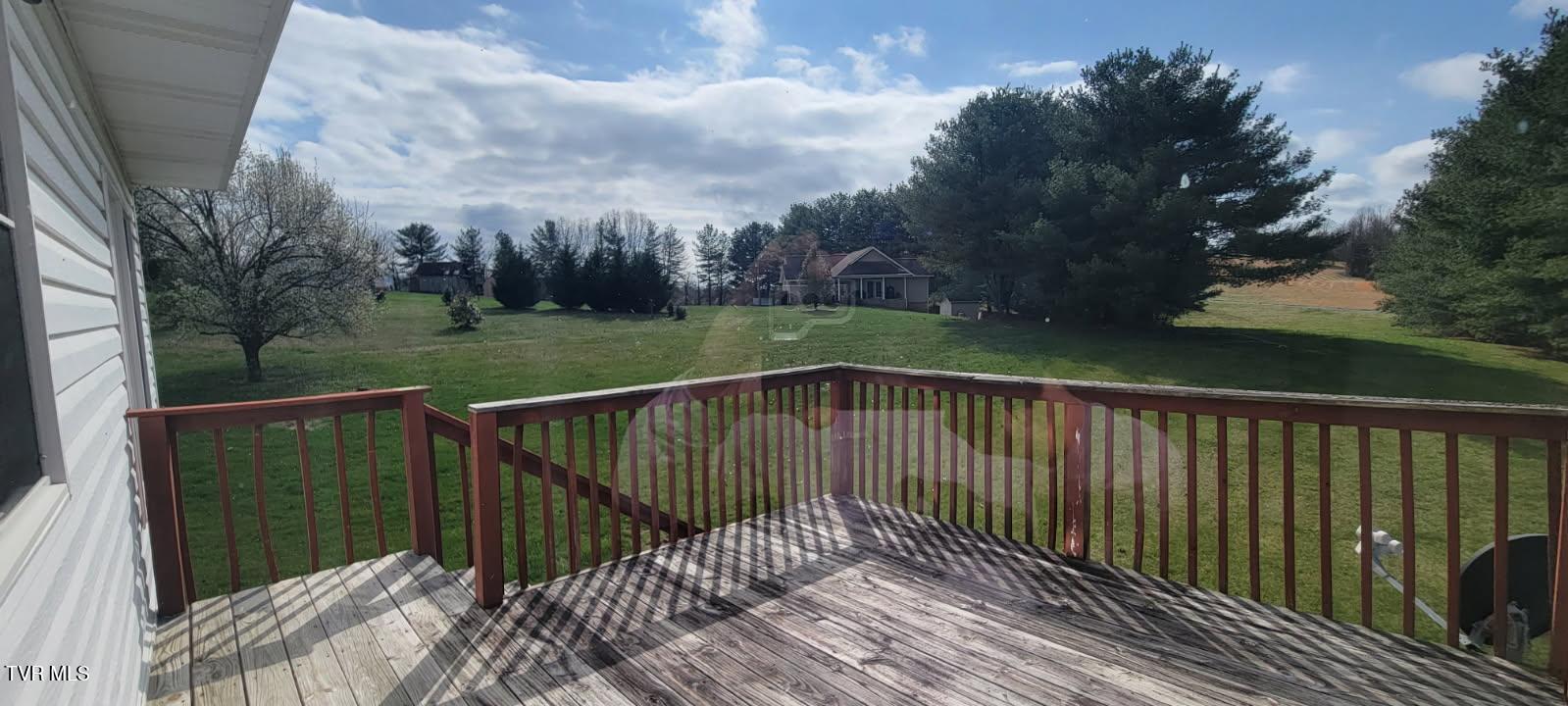 150 New Bethel Road Piney Flats, TN 37686 - Photo 18 of 23 Bk Deck