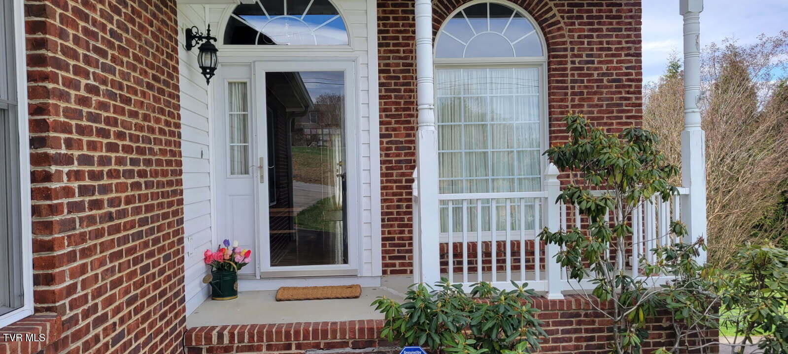 150 New Bethel Road Piney Flats, TN 37686 - Photo 3 of 23 Front Entrance