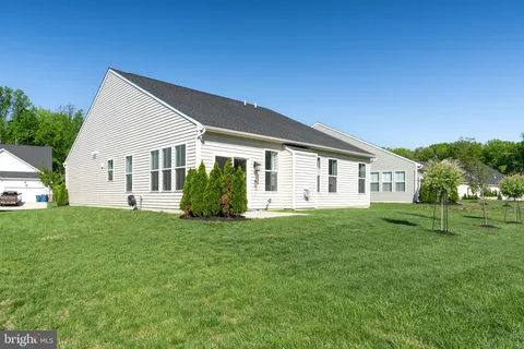 $495,000 | 672 Mayfield Fls Drive, Newark, DE 19702
