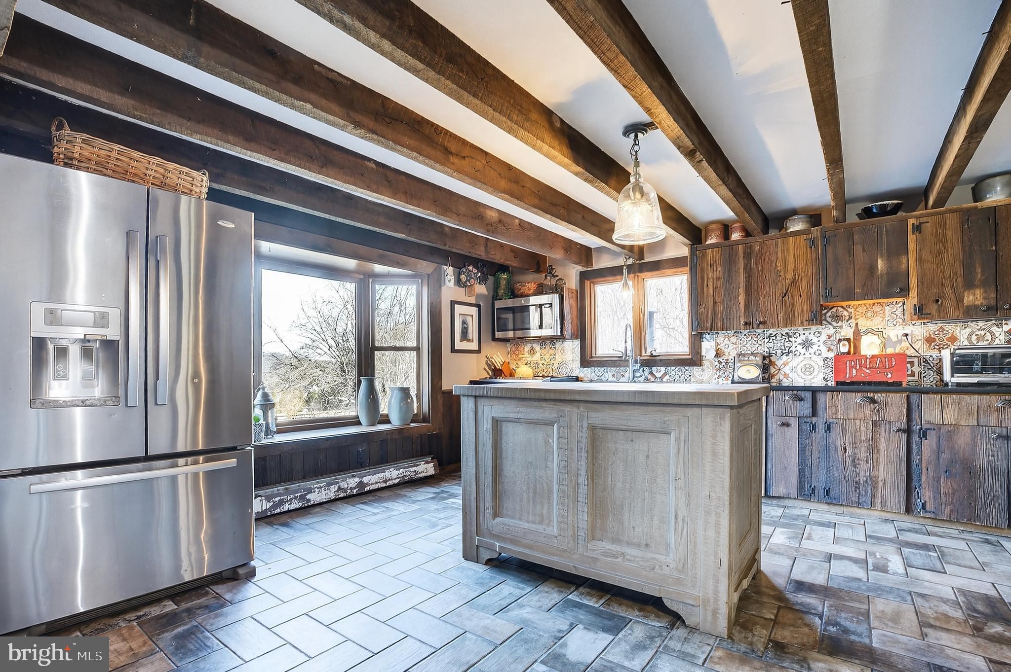 201 Pine Swamp Road Elverson, PA 19520 - Photo 14 of 60 Kitchen