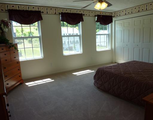 135 Walnut Drive McKees Rocks, PA 15136 - Photo 11 of 18 Bedroom.