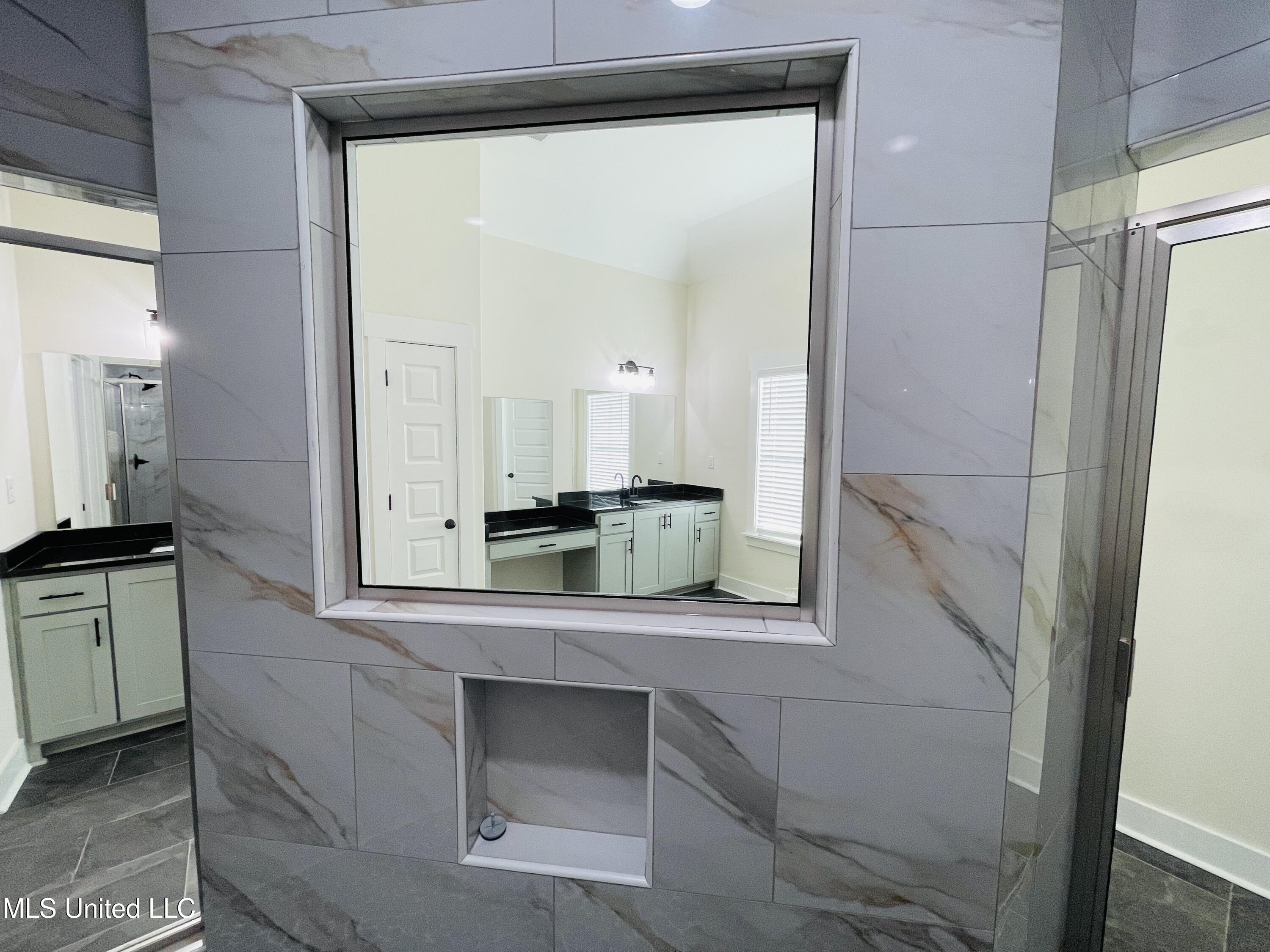 663 Moore Loop Byhalia, MS 38611 - Photo 24 of 55 IMG_4335