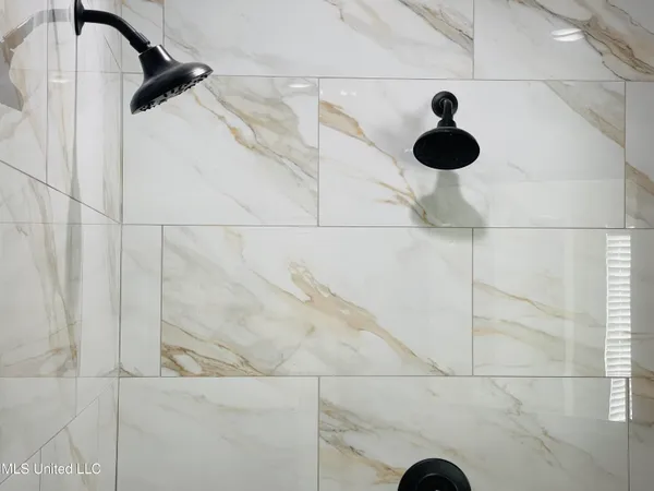 $409,900 | 663 Moore Loop, Byhalia, MS 38611