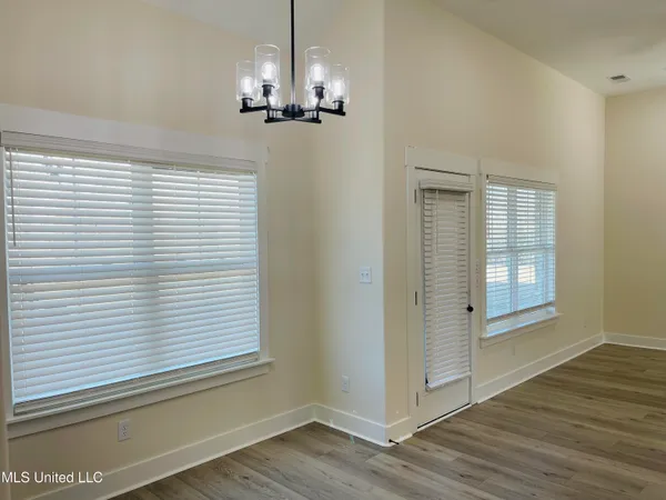 $409,900 | 663 Moore Loop, Byhalia, MS 38611