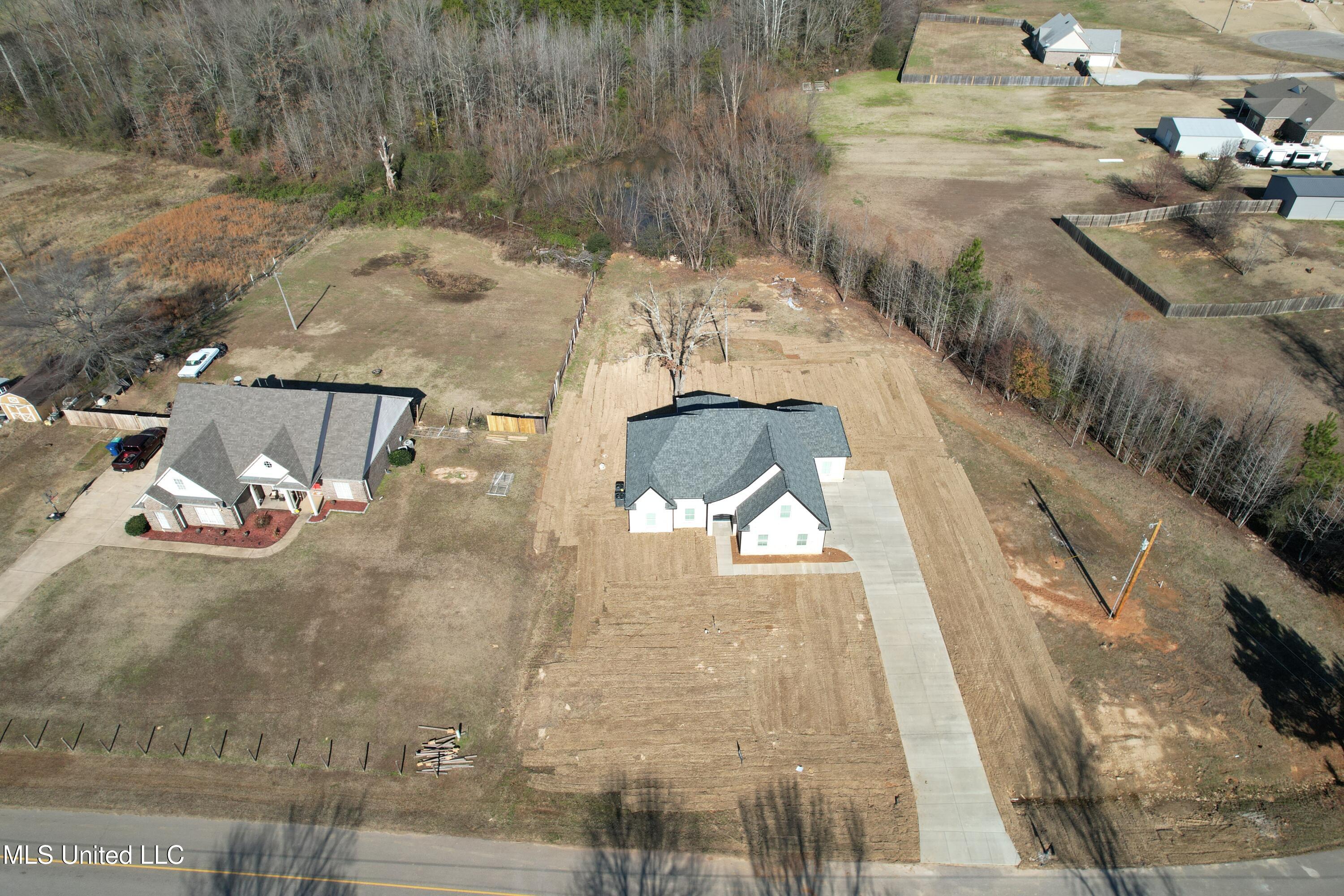 663 Moore Loop Byhalia, MS 38611 - Photo 51 of 55 DJI_0398