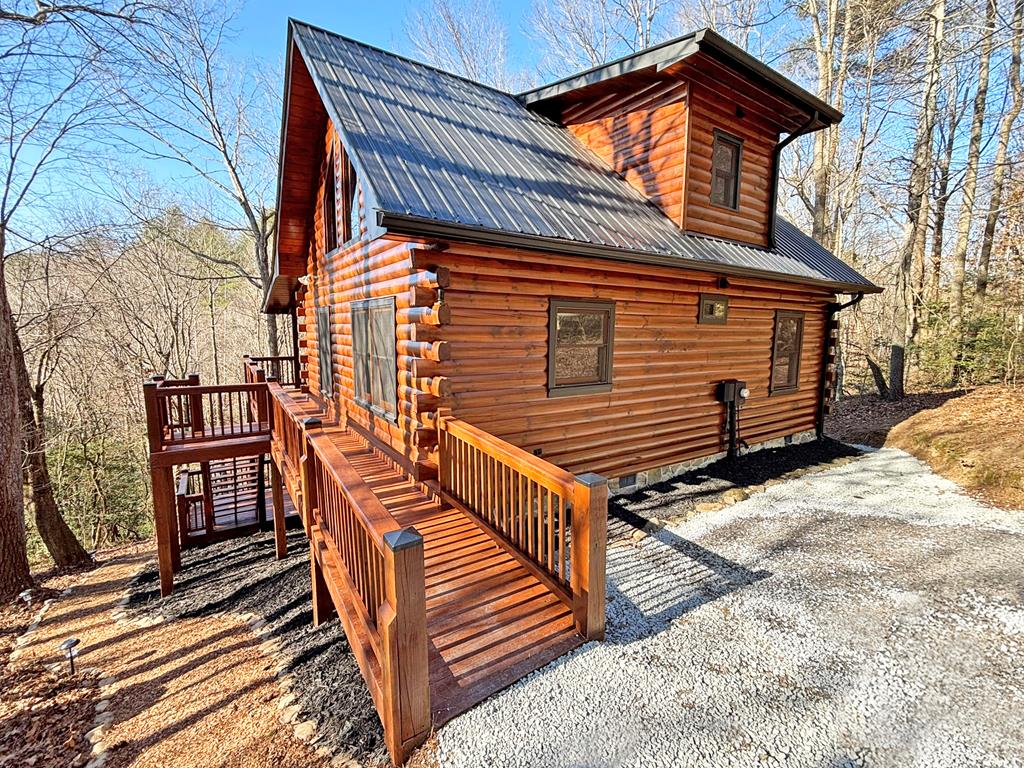 571 Jones Creek Road Ellijay, GA 30540 - Photo 2 of 68 Gallery Image 2