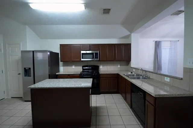 $2,000 | 22206 Hesse Court, Katy, TX 77449