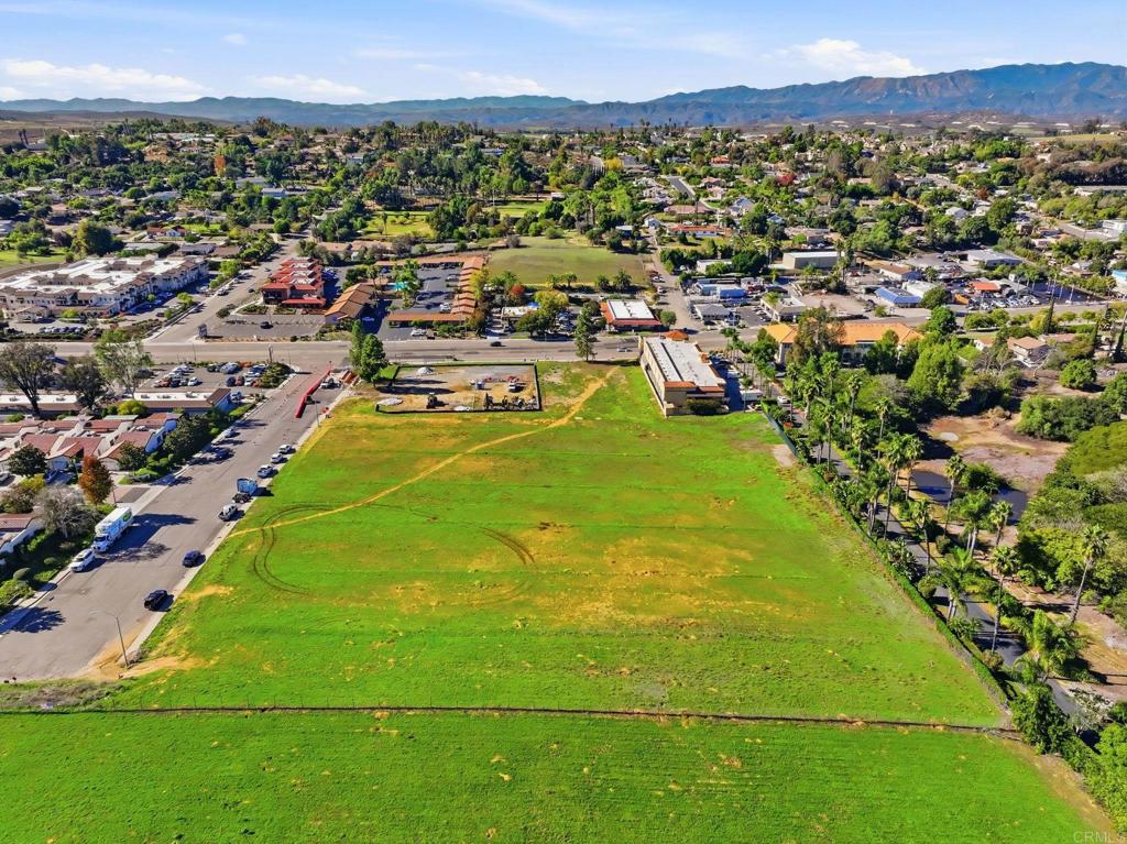 1630 South Mission Road Fallbrook, CA 92028 - Photo 13 of 34 a view of a city