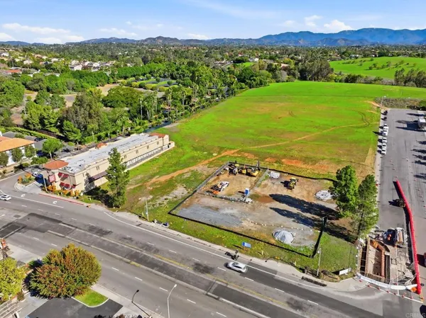 $4,000,000 | 1630 South Mission Road, Fallbrook, CA 92028