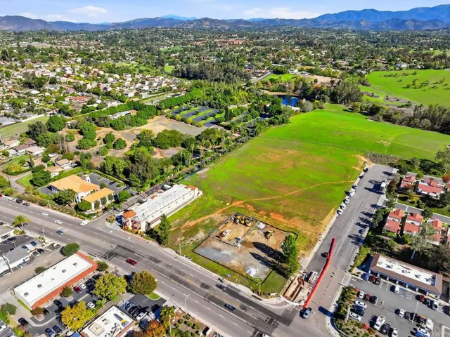 $4,000,000 | 1630 South Mission Road, Fallbrook, CA 92028