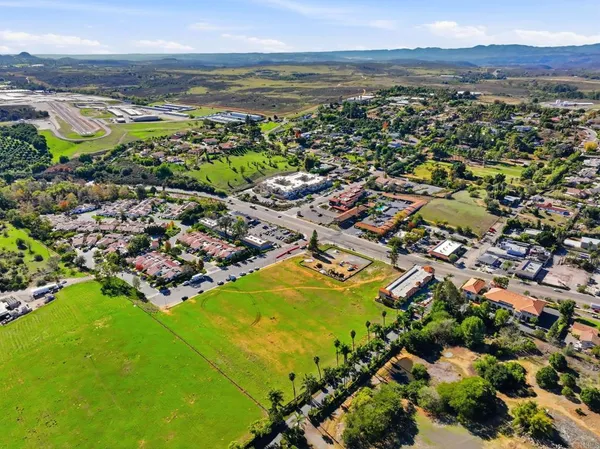 $4,000,000 | 1630 South Mission Road, Fallbrook, CA 92028