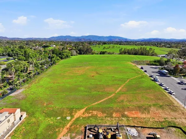 $4,000,000 | 1630 South Mission Road, Fallbrook, CA 92028