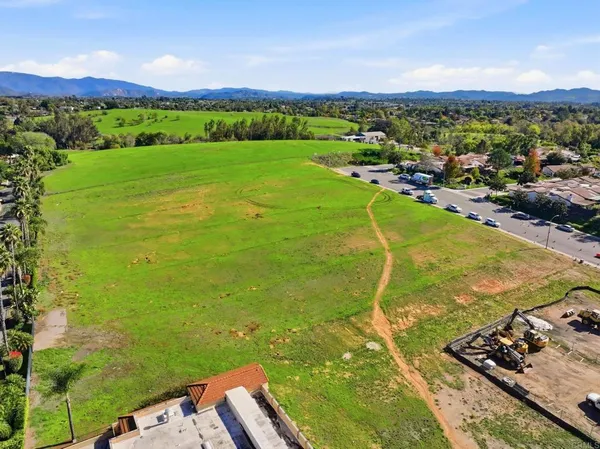 $4,000,000 | 1630 South Mission Road, Fallbrook, CA 92028