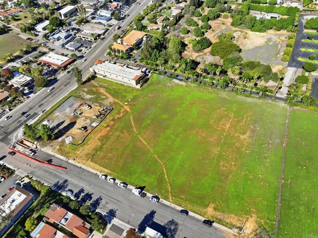 $4,000,000 | 1630 South Mission Road, Fallbrook, CA 92028