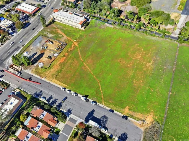 $4,000,000 | 1630 South Mission Road, Fallbrook, CA 92028