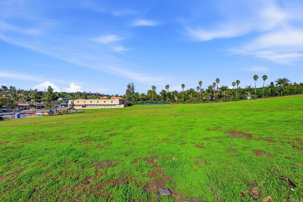 1630 South Mission Road Fallbrook, CA 92028 - Photo 9 of 34 a view of a city