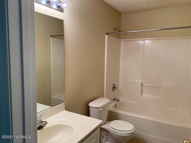 2946 Flint Ridge Road Greenville, NC 27834 - Photo 16 of 22 Bath 2