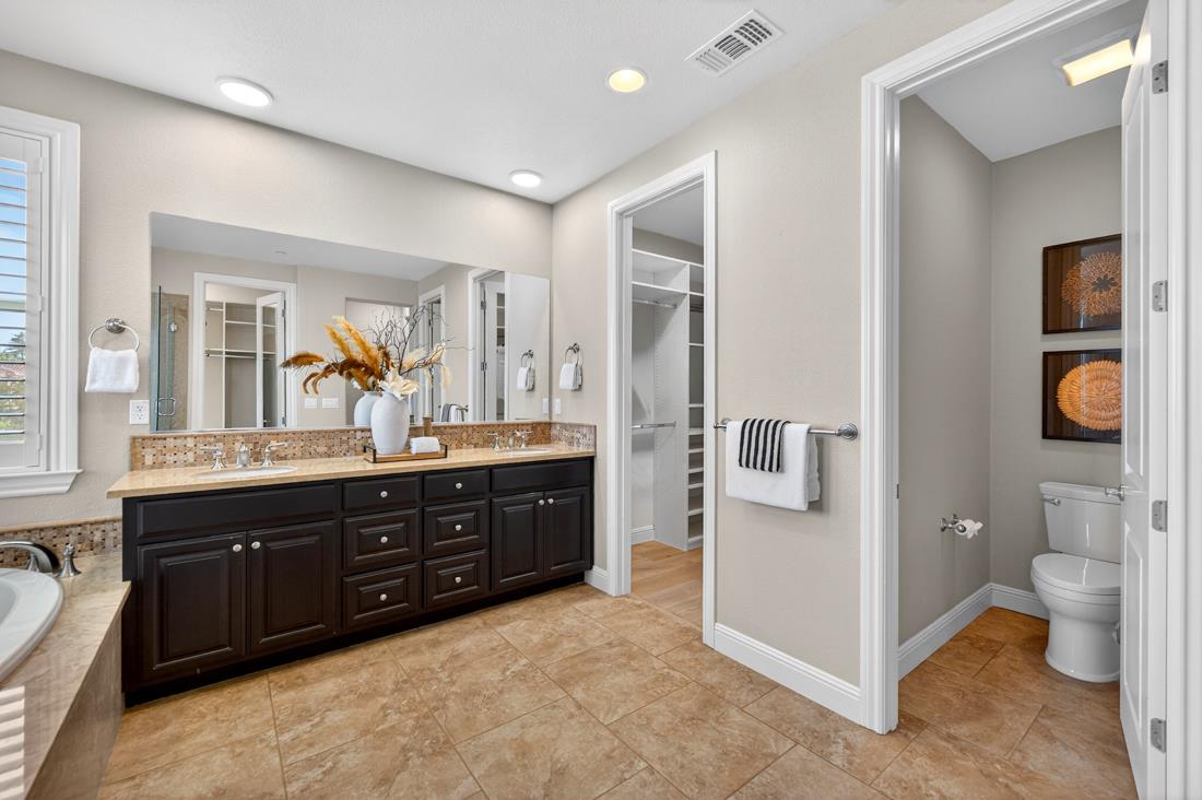 718 Timberpine Avenue Sunnyvale, CA 94086 - Photo 47 of 71 a spacious bathroom with a tub sink and mirror